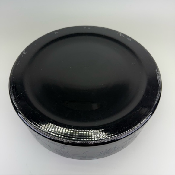 Vintage C A Q’s Bruk Etched Black Glass Bowl - Picture 8 of 10